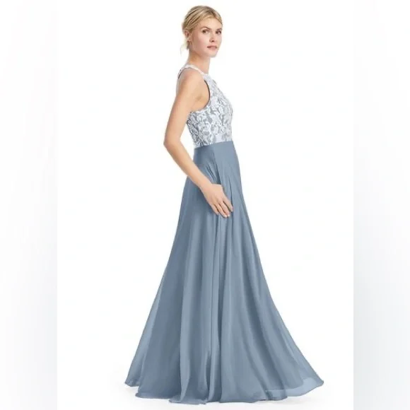 Elegant Blue and White Lace Evening Gown - Picture 2 of 6